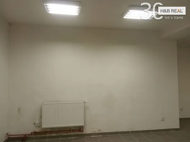 Pronájem obchodního prostoru, Hranice, 43 m2
