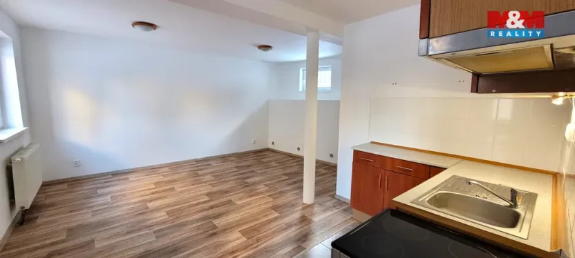 Pronájem bytu 1+kk, Jablonec nad Nisou, Rybářská, 29 m2