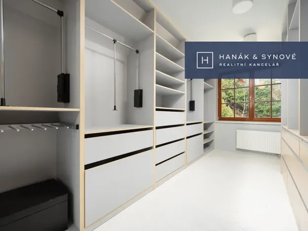 Prodej rodinného domu, Popůvky, Lesní, 253 m2