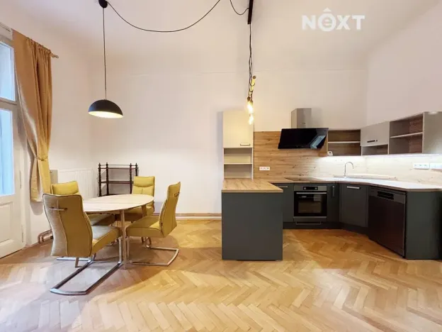 Pronájem bytu 2+1, Praha - Vinohrady, Vinohradská, 83 m2