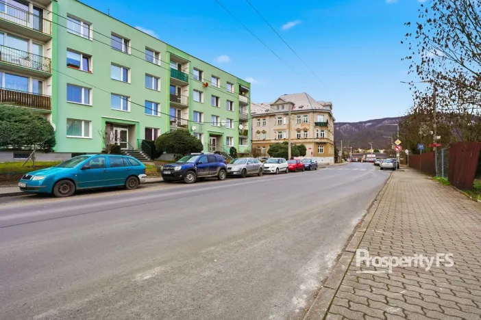 Pronájem bytu 1+1, Ústí nad Labem - Neštěmice, Seifertova, 35 m2