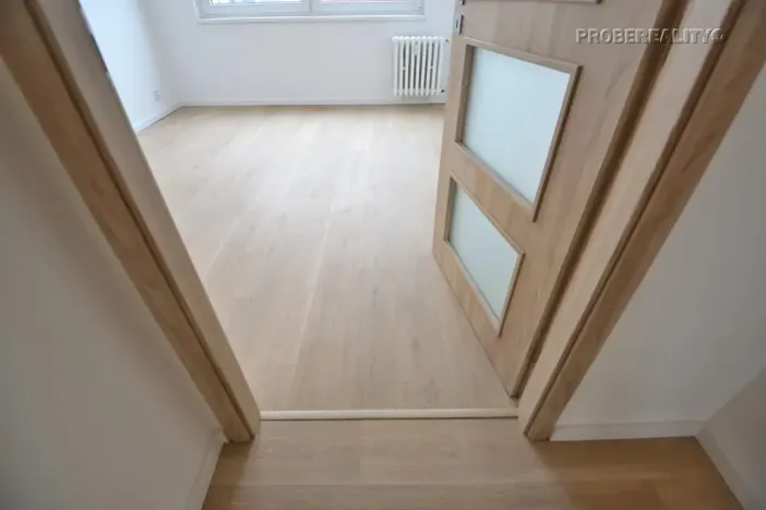 Prodej bytu 3+1, Praha - Modřany, Angelovova, 76 m2