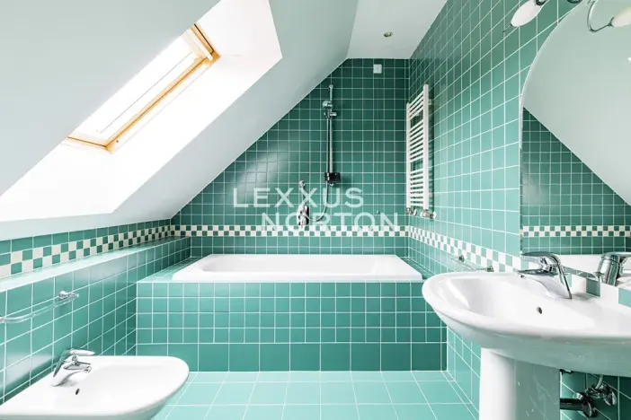 Pronájem bytu 3+1, Praha - Nové Město, Odborů, 126 m2