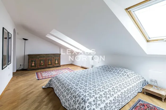 Pronájem bytu 3+1, Praha - Nové Město, Odborů, 126 m2