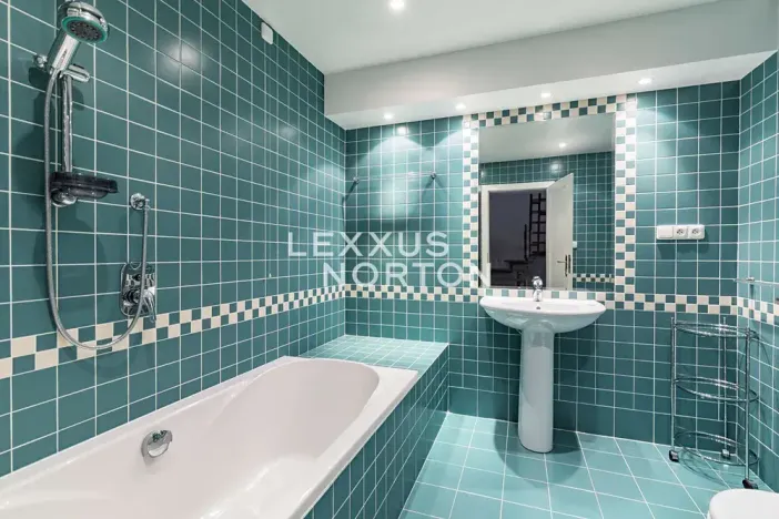 Pronájem bytu 3+1, Praha - Nové Město, Odborů, 126 m2