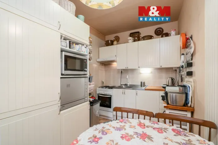 Prodej bytu 3+kk, Praha - Petrovice, Rezlerova, 63 m2