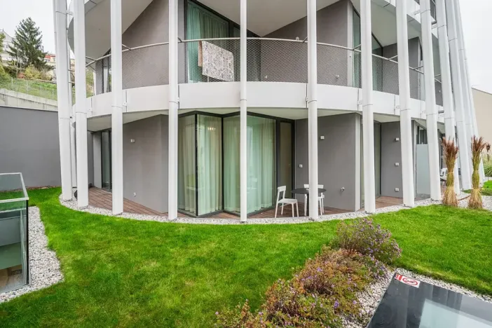 Pronájem bytu 2+kk, Praha - Smíchov, Holečkova, 180 m2