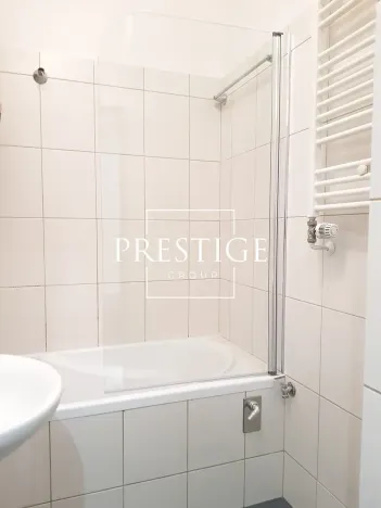 Pronájem bytu 2+kk, Praha - Košíře, Karenova, 40 m2