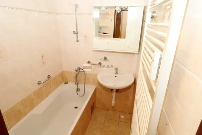 Pronájem bytu 2+1, Praha - Vokovice, Kladenská, 60 m2