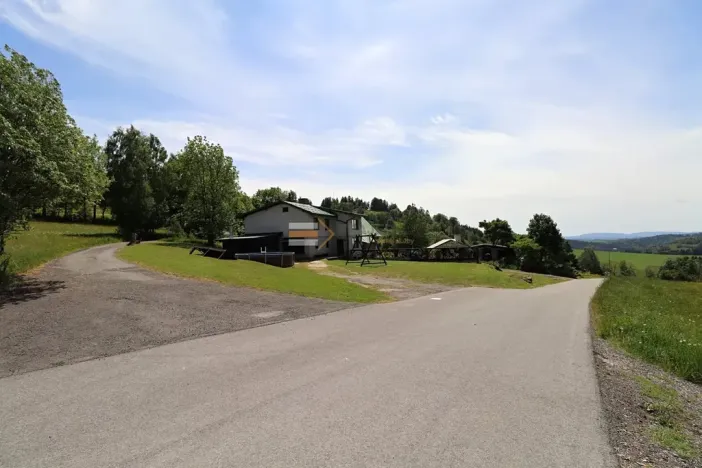 Prodej rodinného domu, Benecko, 221 m2