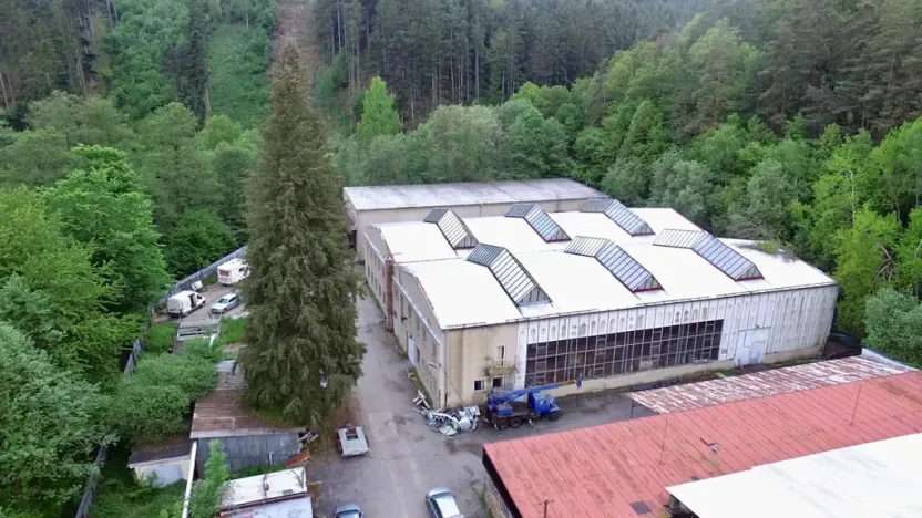 Prodej výrobních prostor, Skryje, 3000 m2