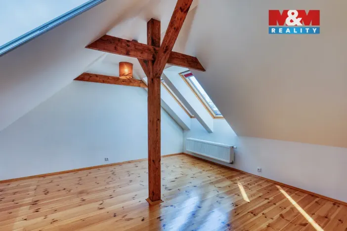 Prodej rodinného domu, Praha - Dolní Měcholupy, Pod hřištěm, 172 m2