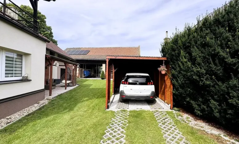 Prodej rodinného domu, Vitiněves, 195 m2