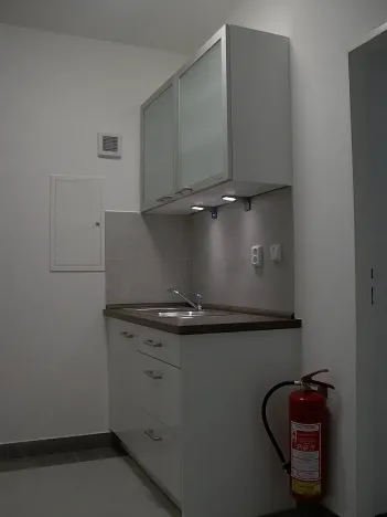 Pronájem kanceláře, Praha - Horní Počernice, Bystrá, 36 m2