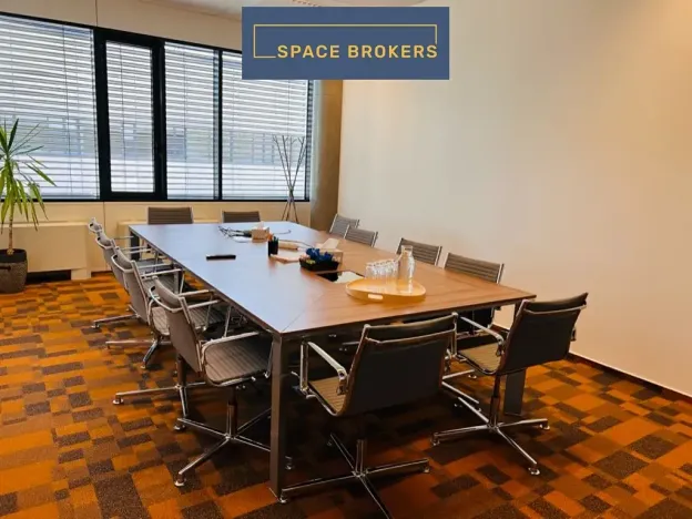 Pronájem kanceláře, Praha, Prosecká, 285 m2