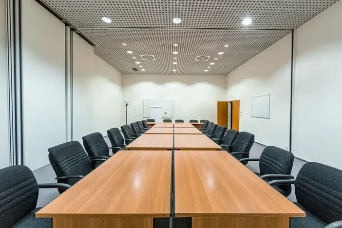 Pronájem kanceláře, Praha - Vysočany, Freyova, 17 m2