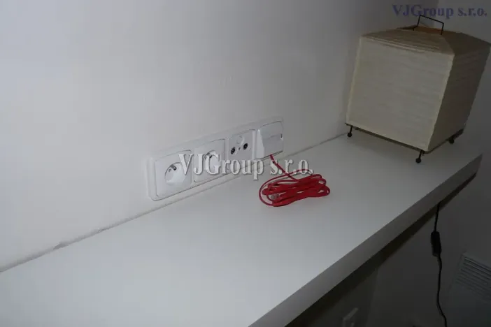 Pronájem bytu 1+kk, Praha - Holešovice, Haškova, 22 m2