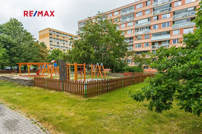 Pronájem bytu 2+kk, Kladno, Ústecká, 41 m2