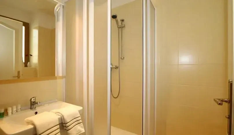 Pronájem bytu 1+1, Praha - Vinohrady, Máchova, 40 m2