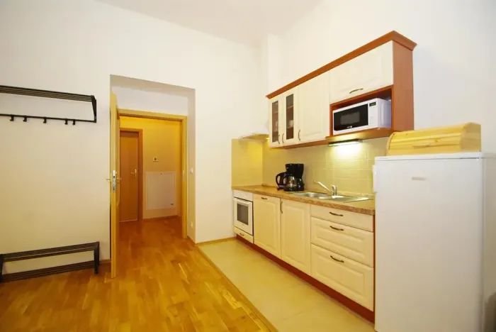 Pronájem bytu 2+kk, Praha - Vinohrady, Na Kozačce, 56 m2
