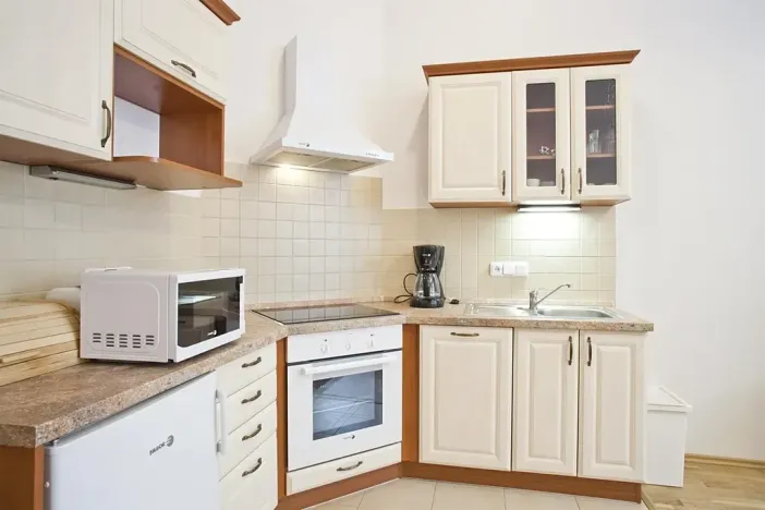 Pronájem bytu 2+kk, Praha - Vinohrady, Na Kozačce, 40 m2