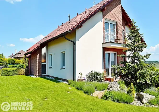 Prodej rodinného domu, Horní Jelení, Dvorská, 380 m2