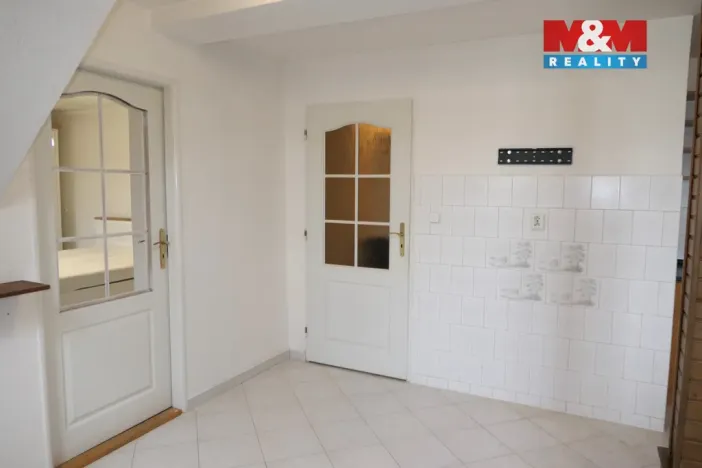 Pronájem bytu 3+1, Kladno - Kročehlavy, Wolkerova, 90 m2