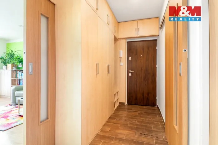 Prodej bytu 3+kk, Pardubice - Polabiny, Družstevní, 54 m2