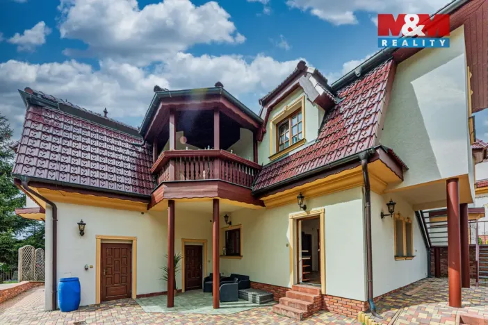 Prodej bytu 4+1, Praha, Dobrošovská, 117 m2