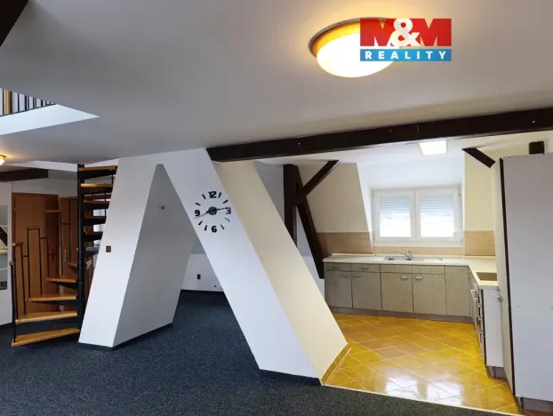 Pronájem bytu 3+kk, Rumburk - Rumburk 1, Školní, 99 m2