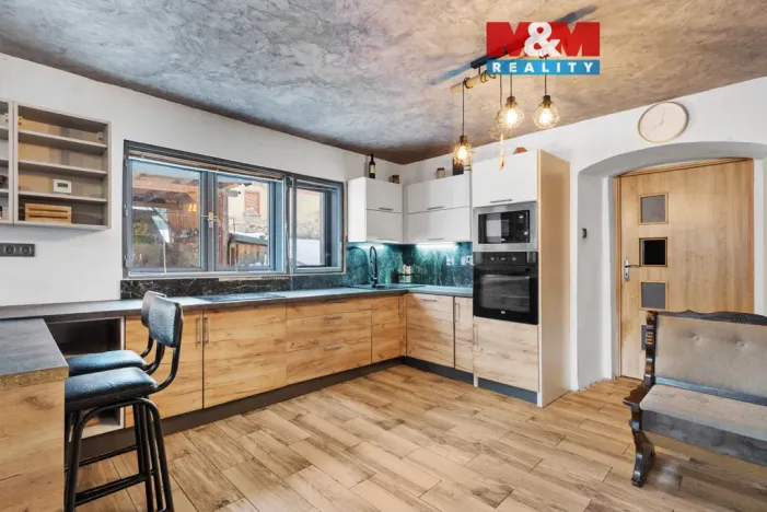 Prodej rodinného domu, Ralsko - Náhlov, 342 m2