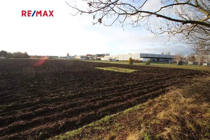 Prodej komerčního pozemku, Kolín, 15659 m2