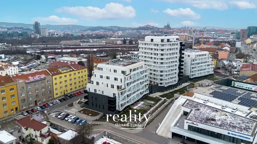 Pronájem bytu 3+kk, Brno, Komárovská, 64 m2