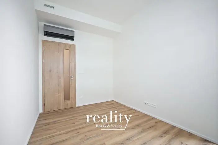 Pronájem bytu 3+kk, Brno, Komárovská, 64 m2