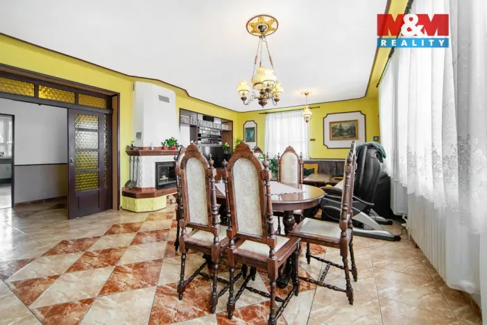 Prodej atypického bytu, Březová, Smetanova, 177 m2