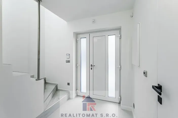 Prodej rodinného domu, Praha - Komořany, Pod lesem, 175 m2