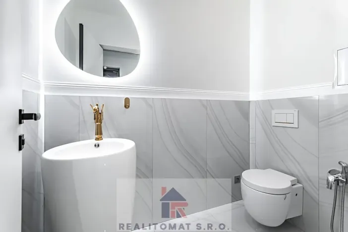 Prodej rodinného domu, Praha - Komořany, Pod lesem, 175 m2