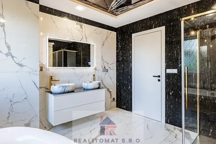 Prodej rodinného domu, Praha - Komořany, Pod lesem, 175 m2