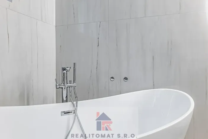 Prodej rodinného domu, Praha - Komořany, Pod lesem, 175 m2