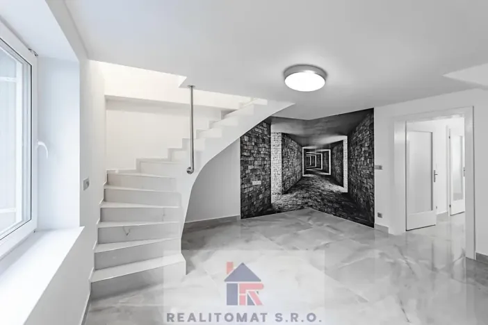 Prodej rodinného domu, Praha - Komořany, Pod lesem, 175 m2