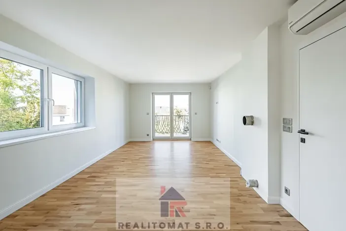 Prodej rodinného domu, Praha - Komořany, Pod lesem, 175 m2