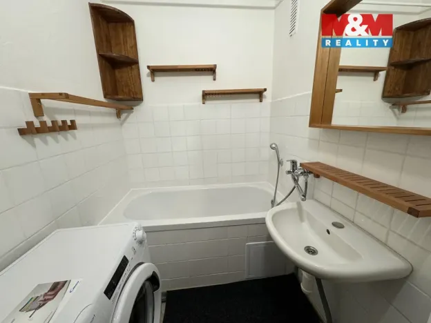 Pronájem bytu 2+1, Ostrava - Mariánské Hory, Korunní, 59 m2