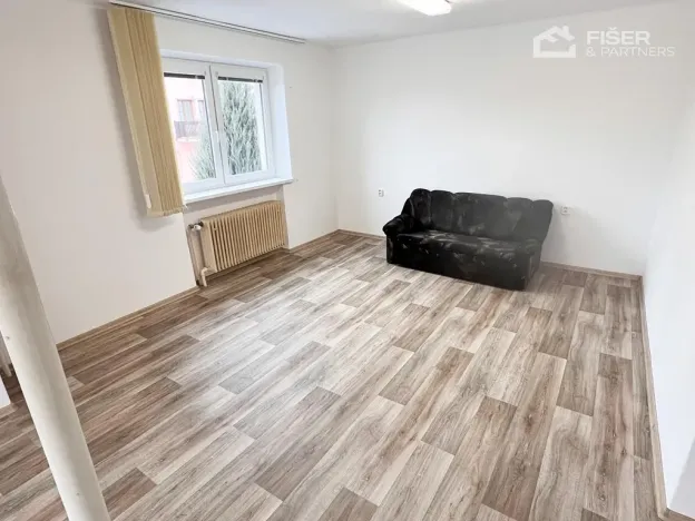 Pronájem kanceláře, Valašské Meziříčí, Kraiczova, 50 m2