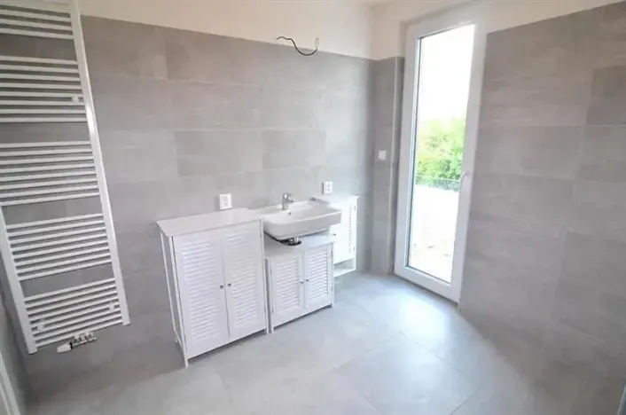 Pronájem rodinného domu, Vestec, Erbenova, 140 m2