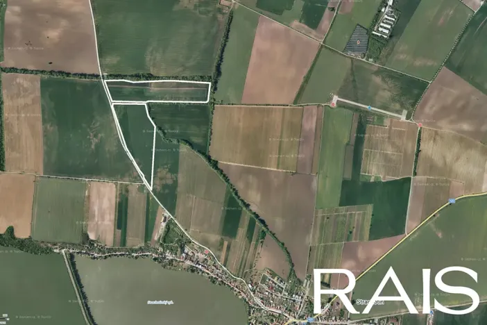 Prodej pole, Strachotín, 71860 m2