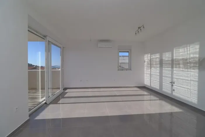 Prodej bytu 3+kk, Tribunj, Chorvatsko, 75 m2