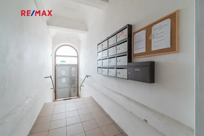 Pronájem bytu 2+kk, Plzeň, Skvrňanská, 37 m2