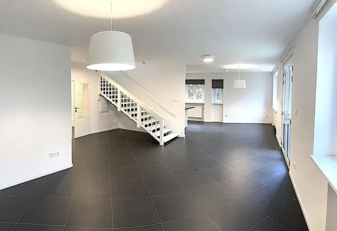 Pronájem rodinného domu, Praha - Suchdol, Kamýcká, 200 m2