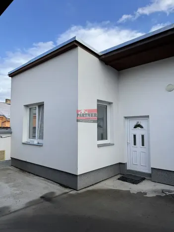 Pronájem bytu 2+kk, Tábor, Herlošova, 52 m2