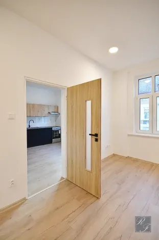 Prodej bytu 2+1, Teplice, Československých legií, 68 m2